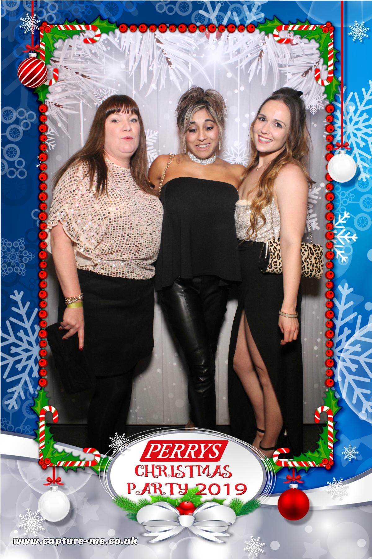 Perrys Aylesbury Christmas Party | View more photos from the event at gallery.capture-me.co.uk/u/Capture-me/Perrys-Aylesbury-Christmas-Party